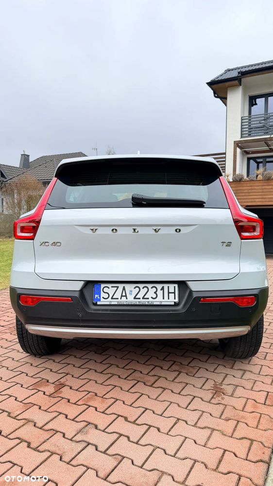 Volvo XC 40 T2 Essential - 17