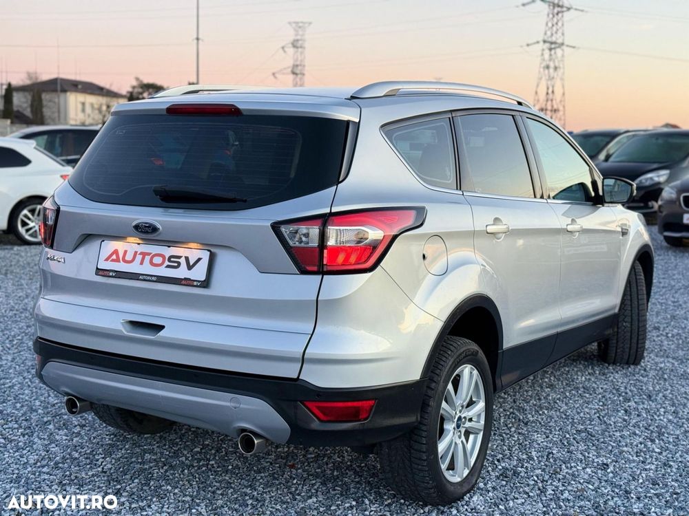 Ford Kuga 2.0 TDCi 2x4 Aut. Cool & Connect - 4