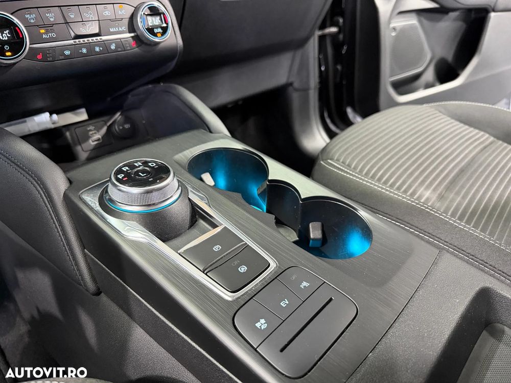 Ford Kuga 2.5 Duratec PHEV Titanium - 8