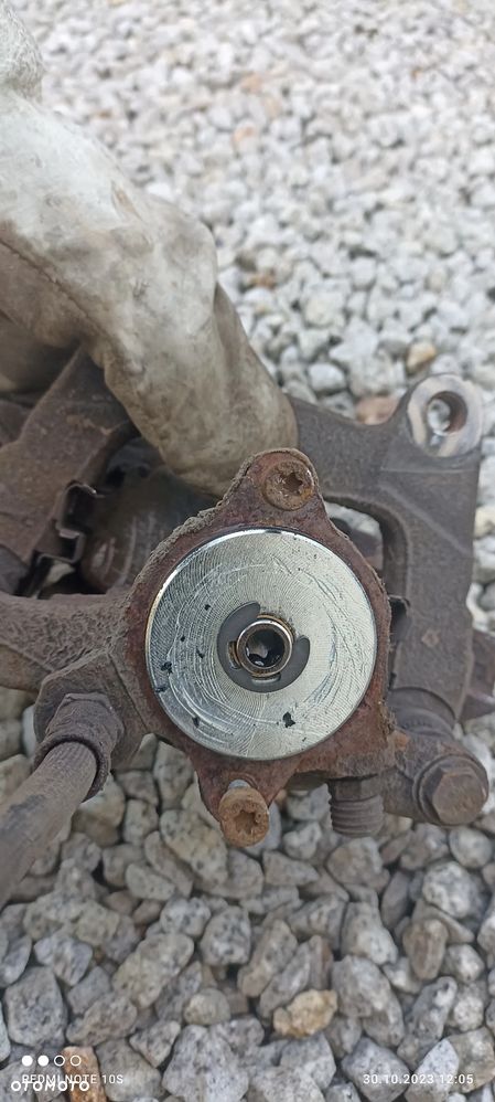 AUDI A6 C6 ZACISK HAMULCOWY TYLNY LEWY PRAWY - 12