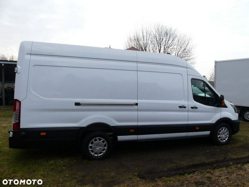 Ford Transit - 12