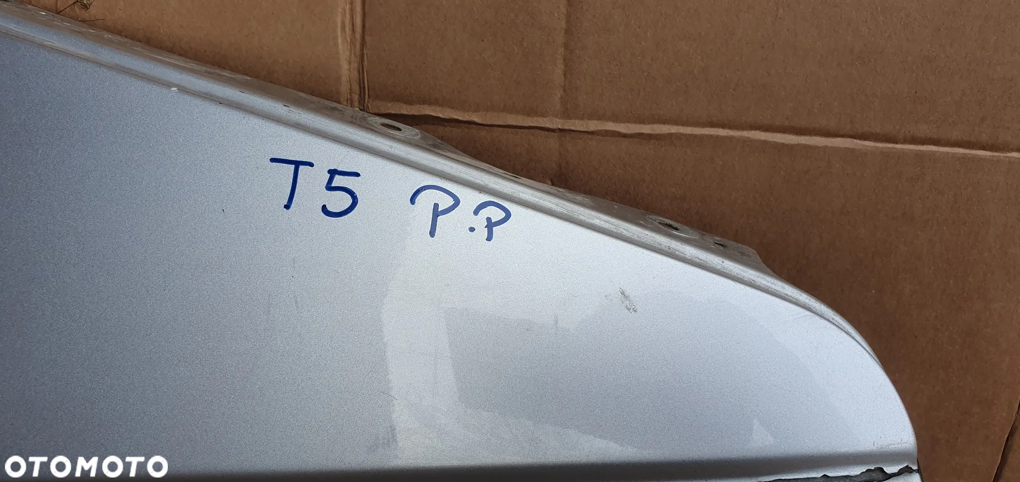 Błotnik prawy przód przedni VW Transporter T5 - 6