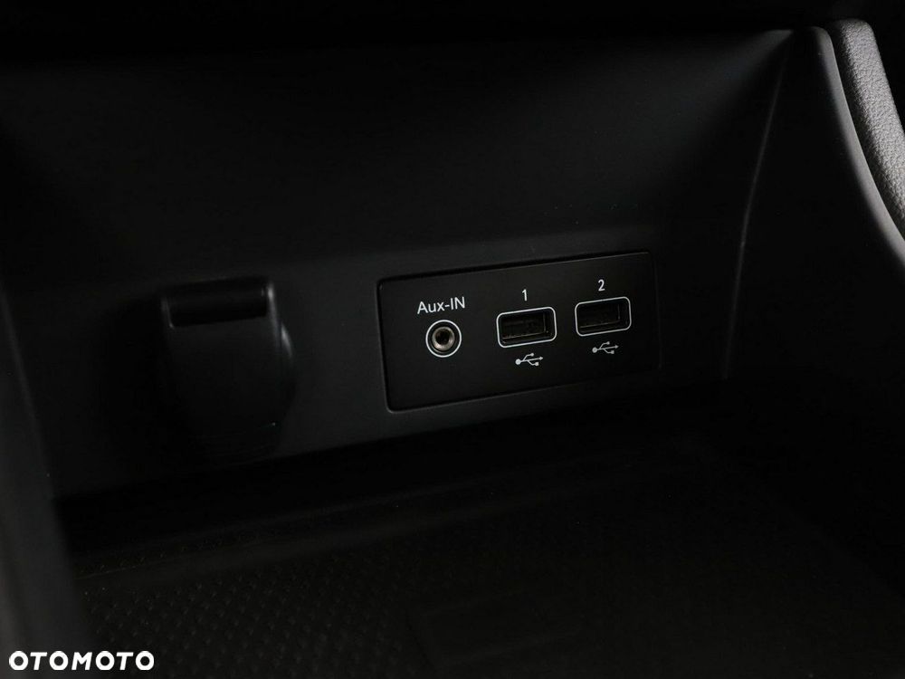 Renault Captur 1.6 E-TECH Full Hybrid 145 Intens - 28