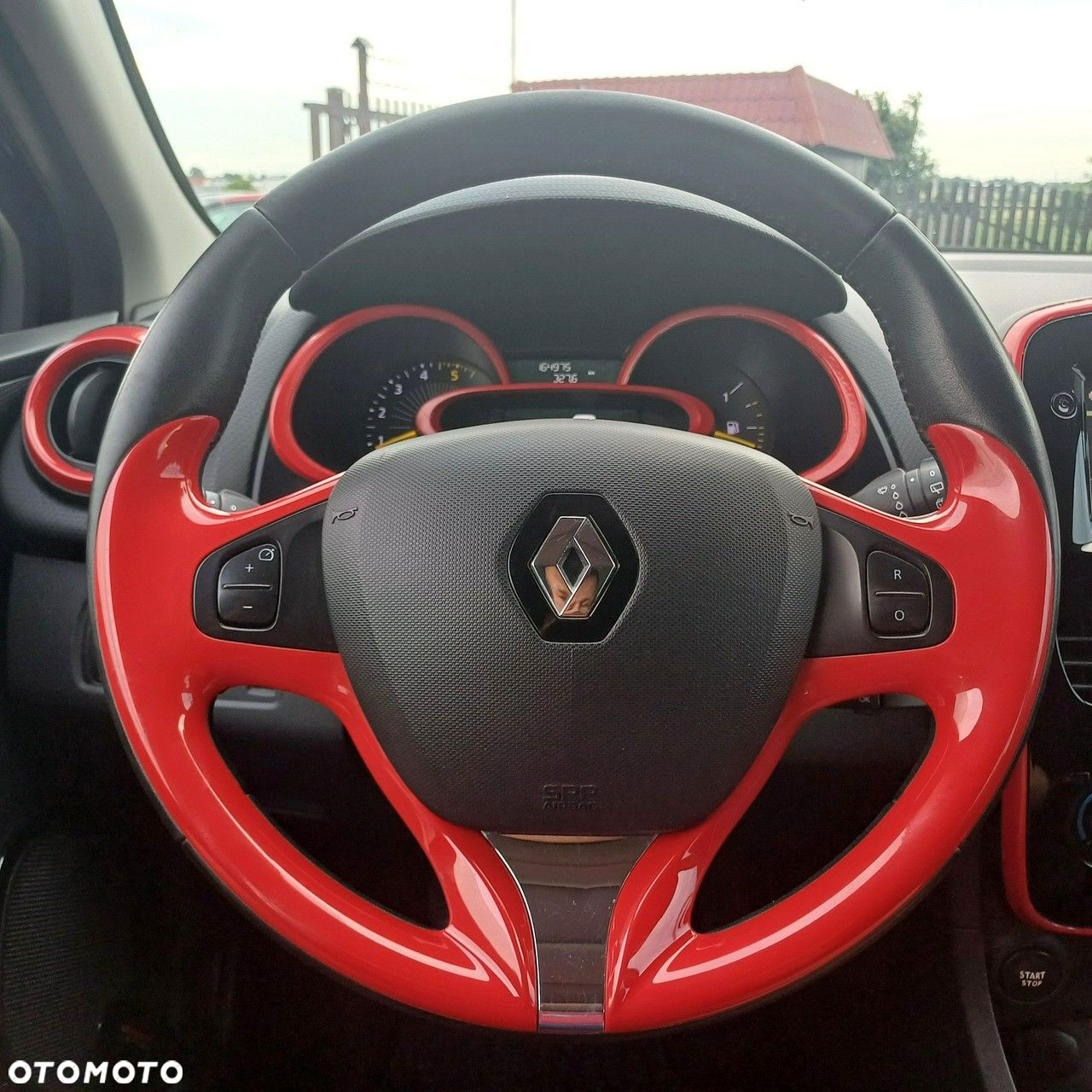 Renault Clio - 16