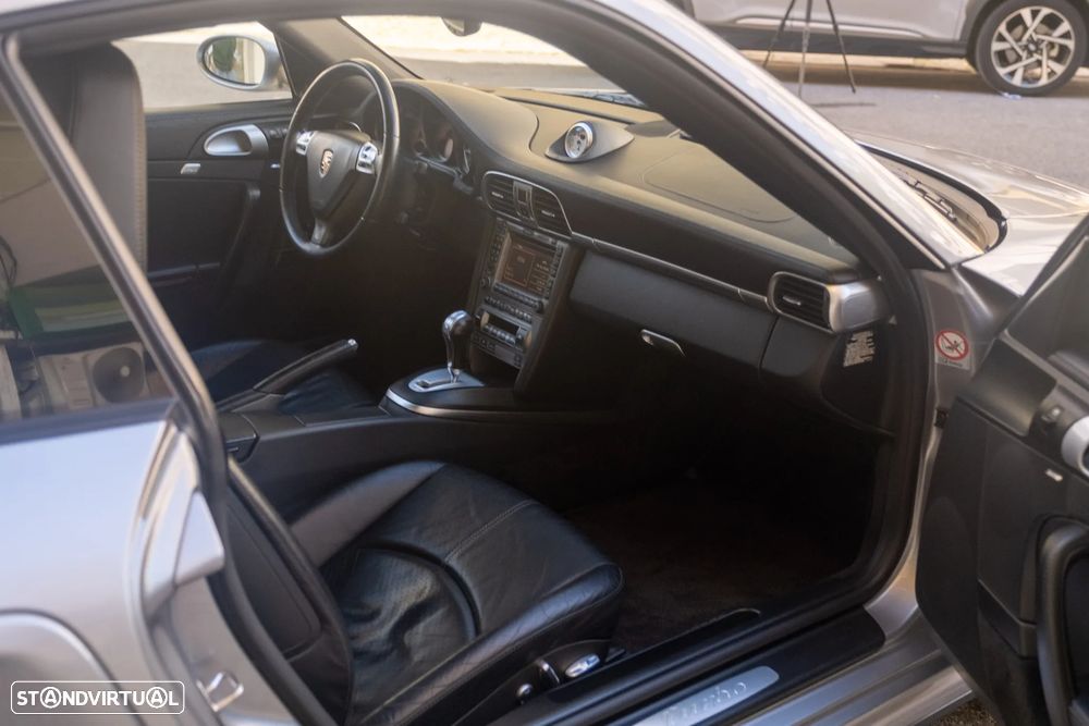 Porsche 911 (997) Turbo Tiptronic - 15