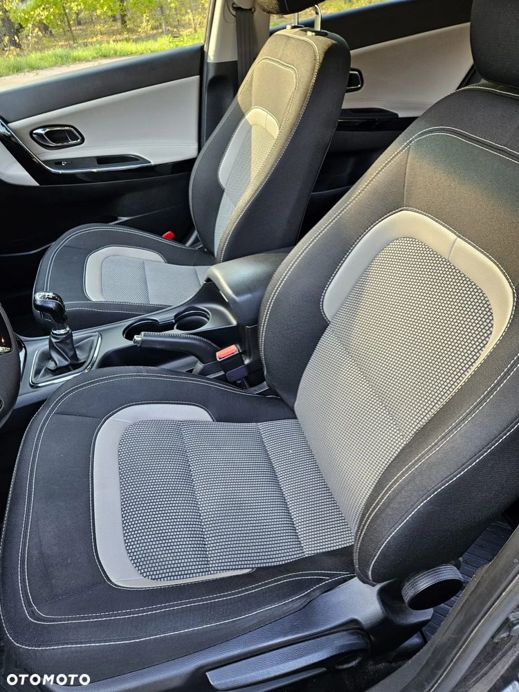 Kia Ceed 1.6 GDI L Business Line - 14