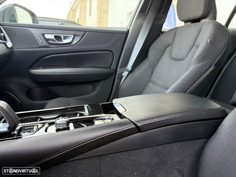 Volvo V60 2.0 T6 AWD TE Inscription Expression - 13