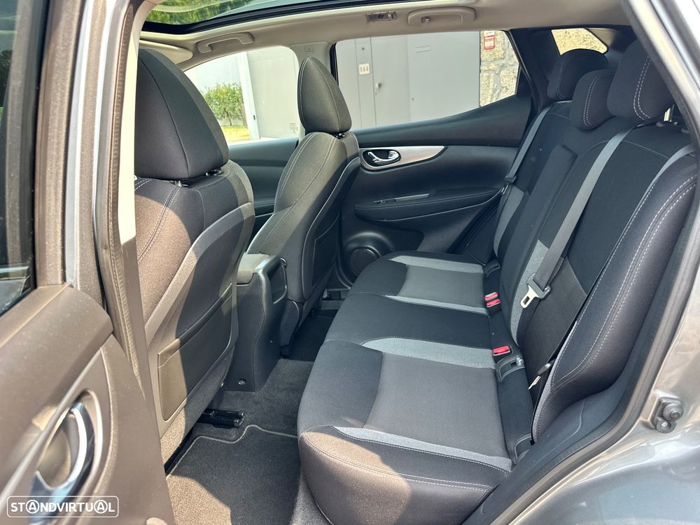 Nissan Qashqai 1.5 dCi 360 - 33