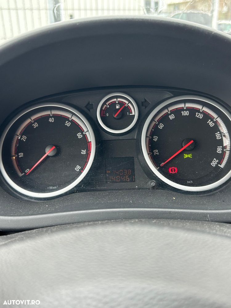 Opel Corsa - 2