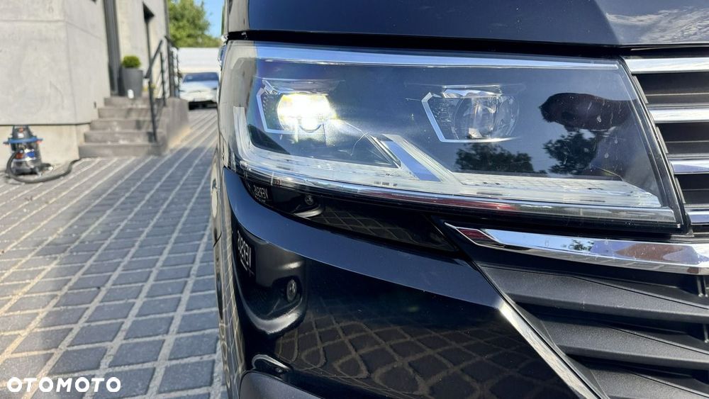 Volkswagen Caravelle - 27