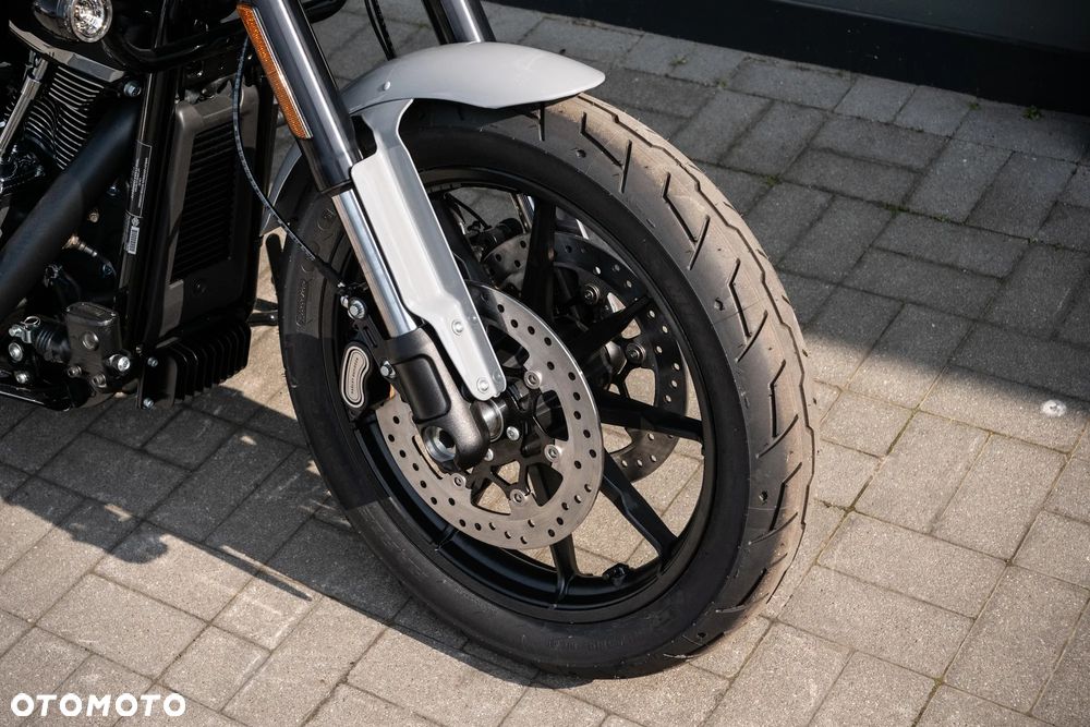 Harley-Davidson Softail Low Rider - 26