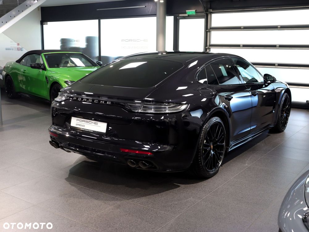 Porsche Panamera - 5