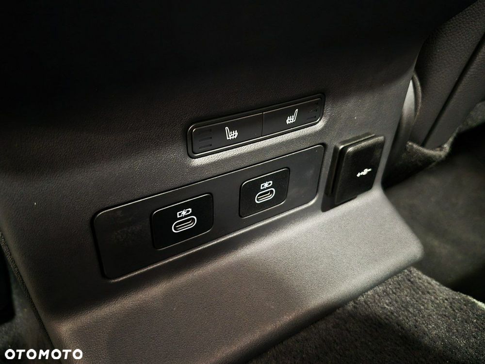 Land Rover Range Rover Velar - 25