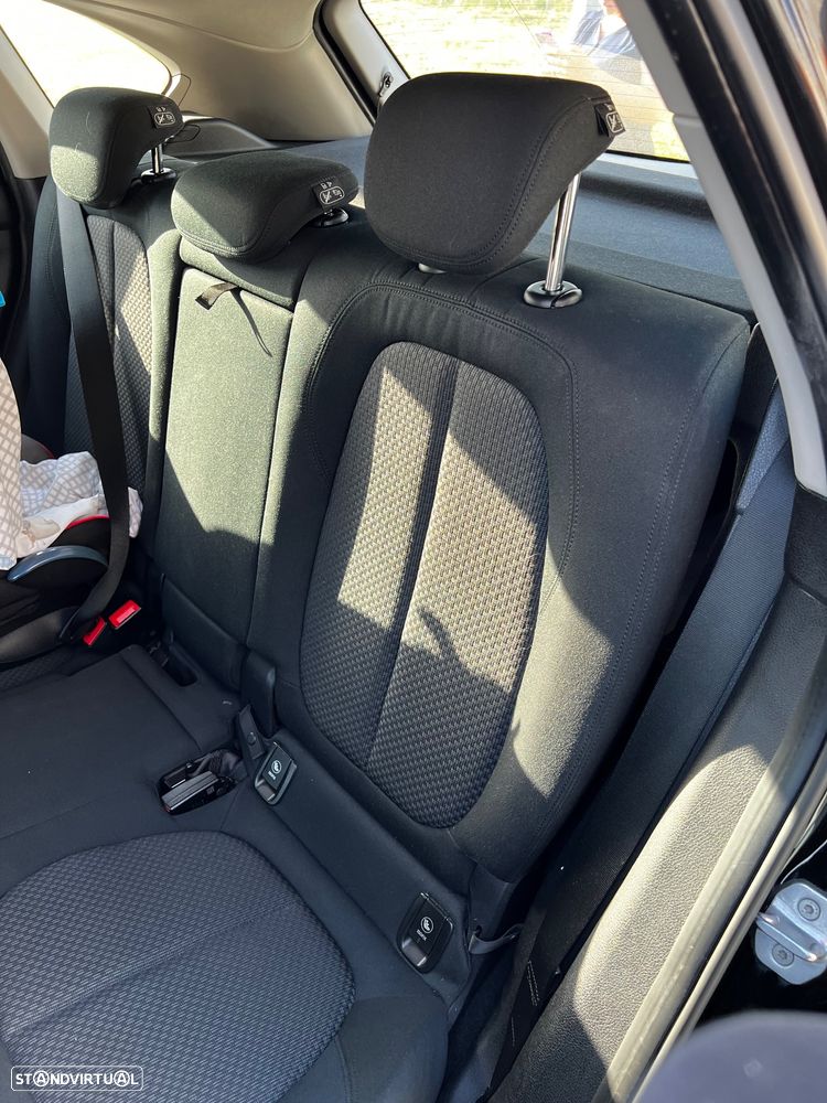 BMW 216 Active Tourer i - 12
