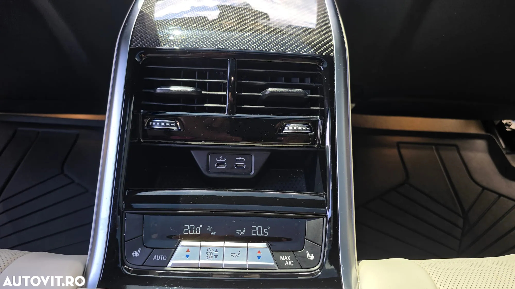 BMW M8 M850i xDrive AT - 26