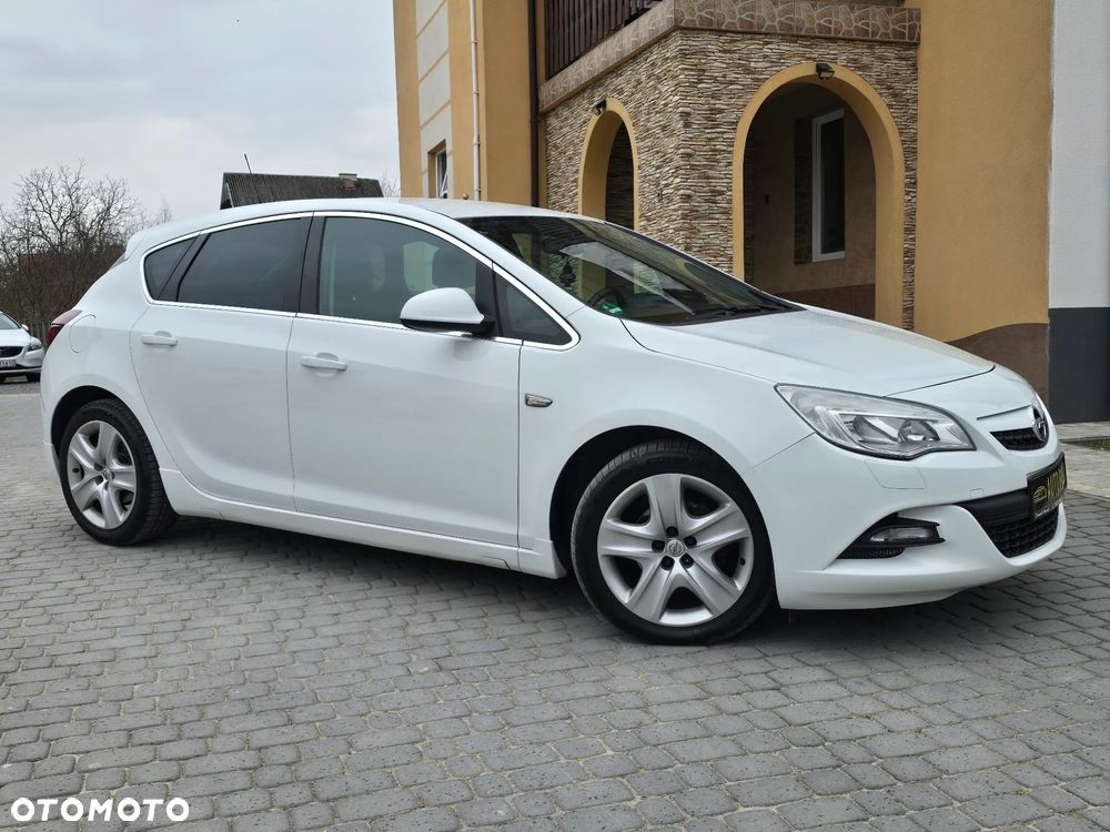 Opel Astra 1.4 Turbo - 8