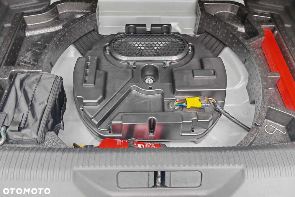 Peugeot 308 1.2 PureTech GT Pack S&S EAT8 - 13