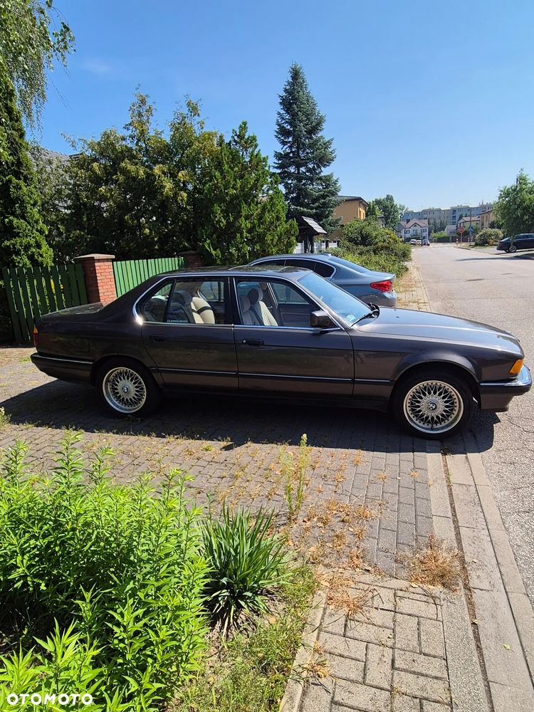 BMW Seria 7 730i - 20