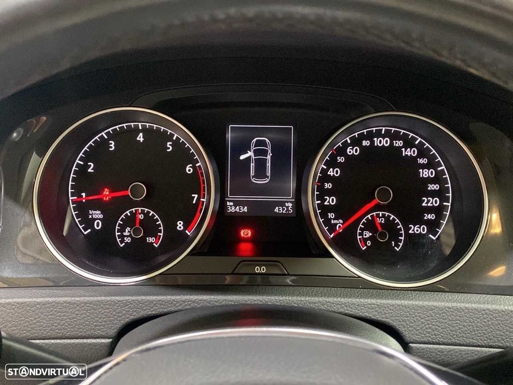 VW Golf - 16