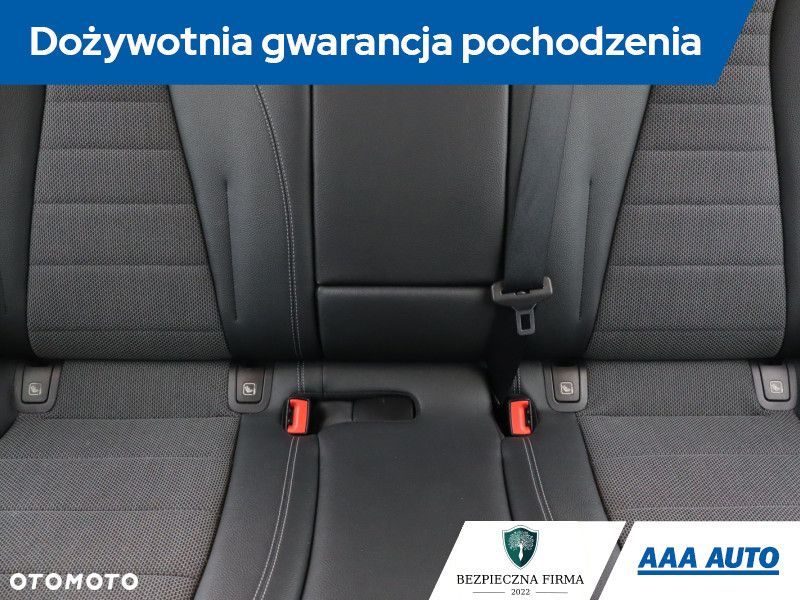 Mercedes-Benz Klasa E - 12