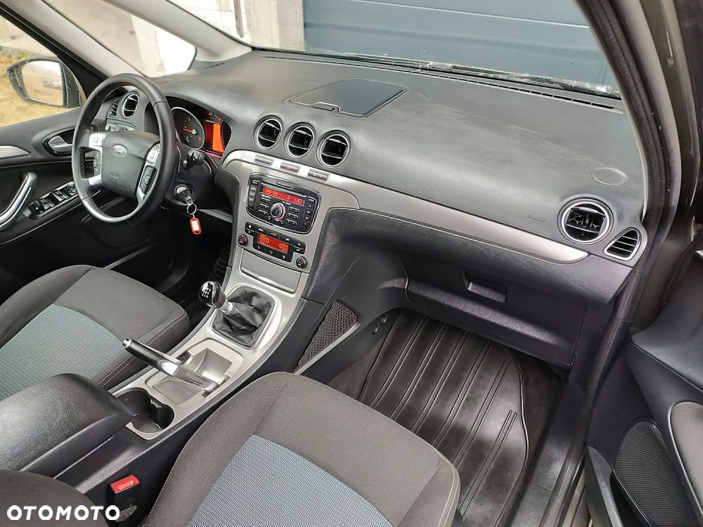 Ford Galaxy 2.0 TDCi Gold X - 14