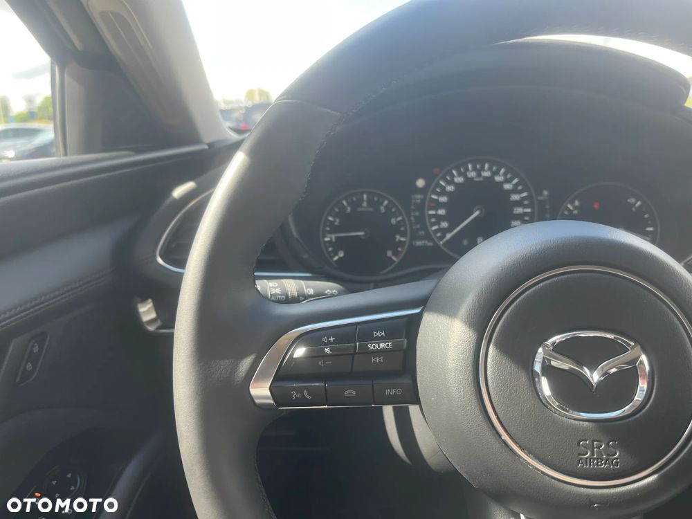 Mazda 3 2.0 mHEV Centre-Line - 11