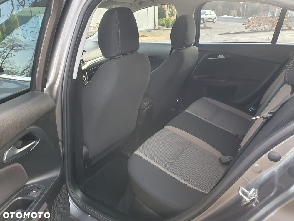Fiat Tipo 1.4 16V Lounge - 19