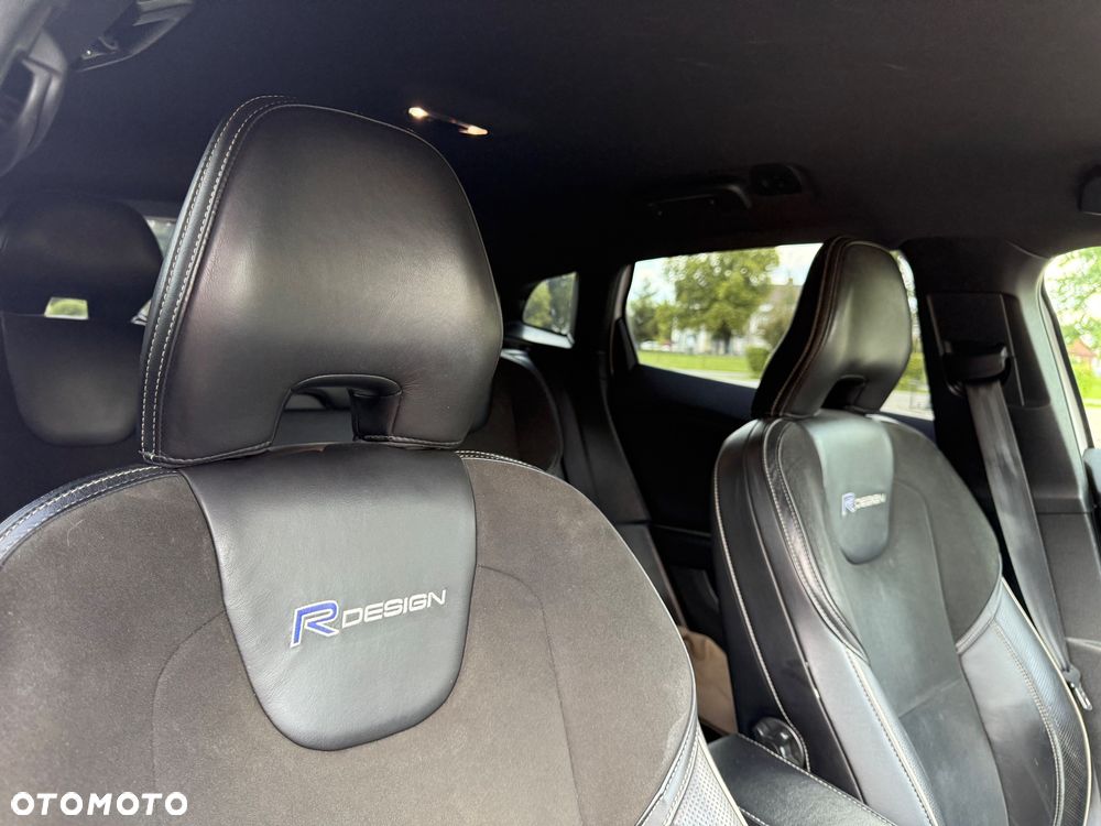 Volvo V40 D2 R-Design Summum - 21