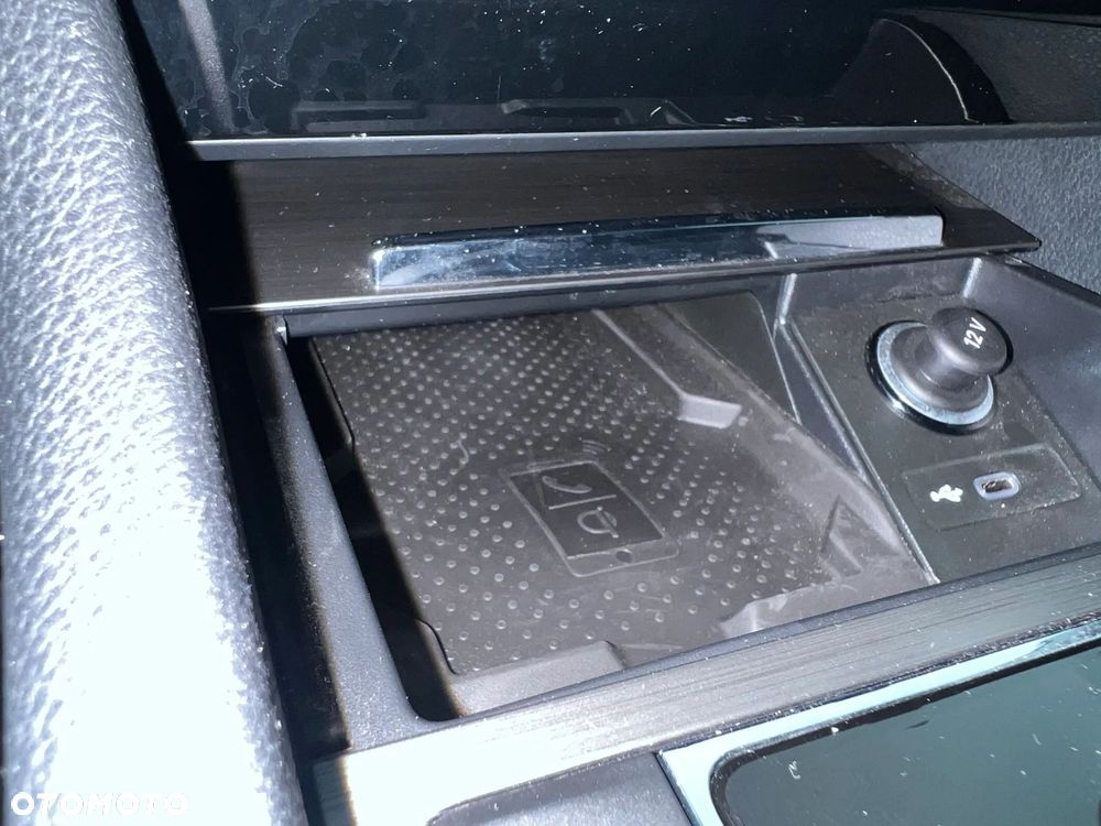 Skoda Superb 2.0 TDI SCR Style DSG - 25