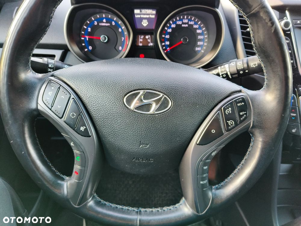 Hyundai i30 1.6 GDI Comfort - 9