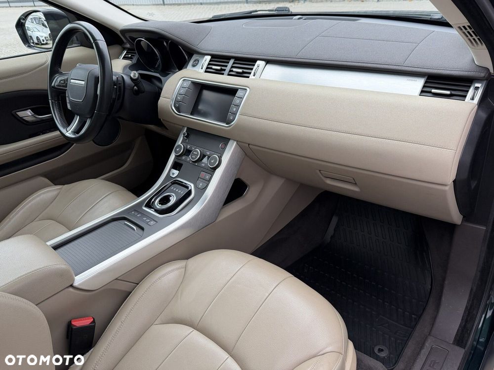 Land Rover Range Rover Evoque - 25