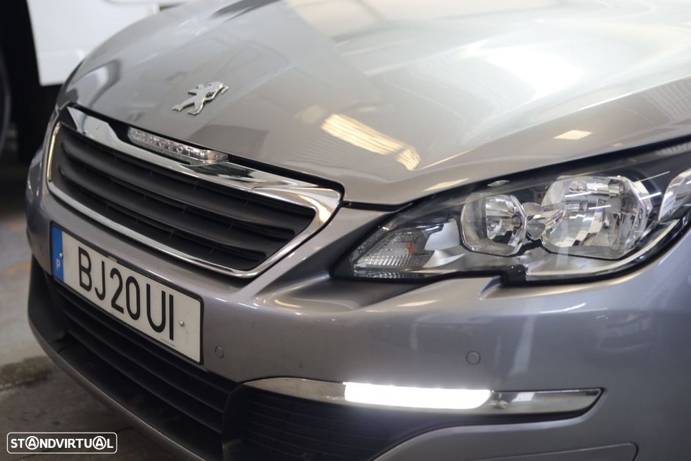Peugeot 308 SW 1.6 BlueHDi Allure — fotografia 8