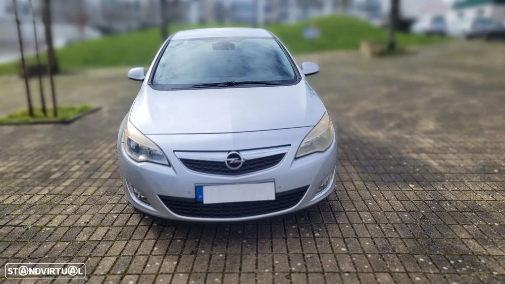 Opel Astra 1.7 CDTI Cosmo - 11