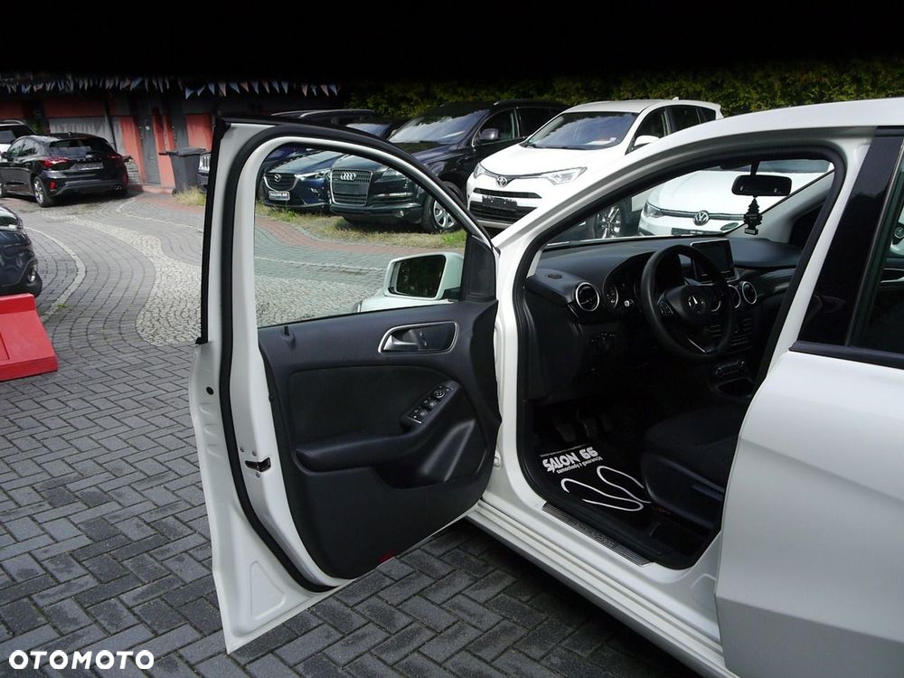 Mercedes-Benz Klasa B 180 (CDI) d BlueEff Edition - 36