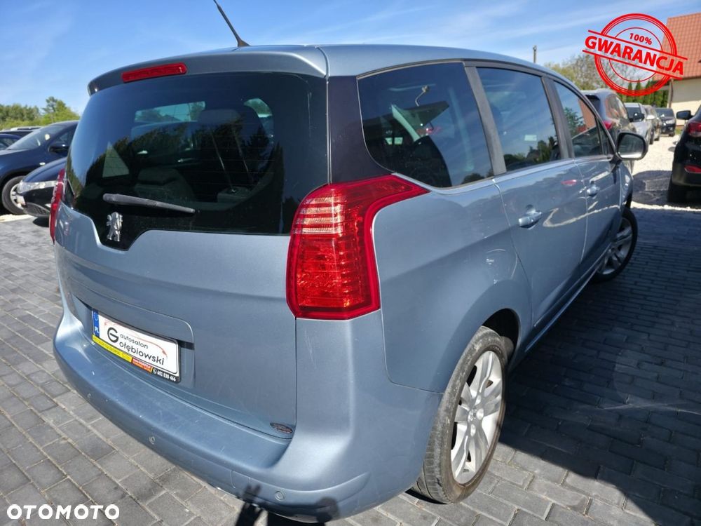 Peugeot 5008 - 10