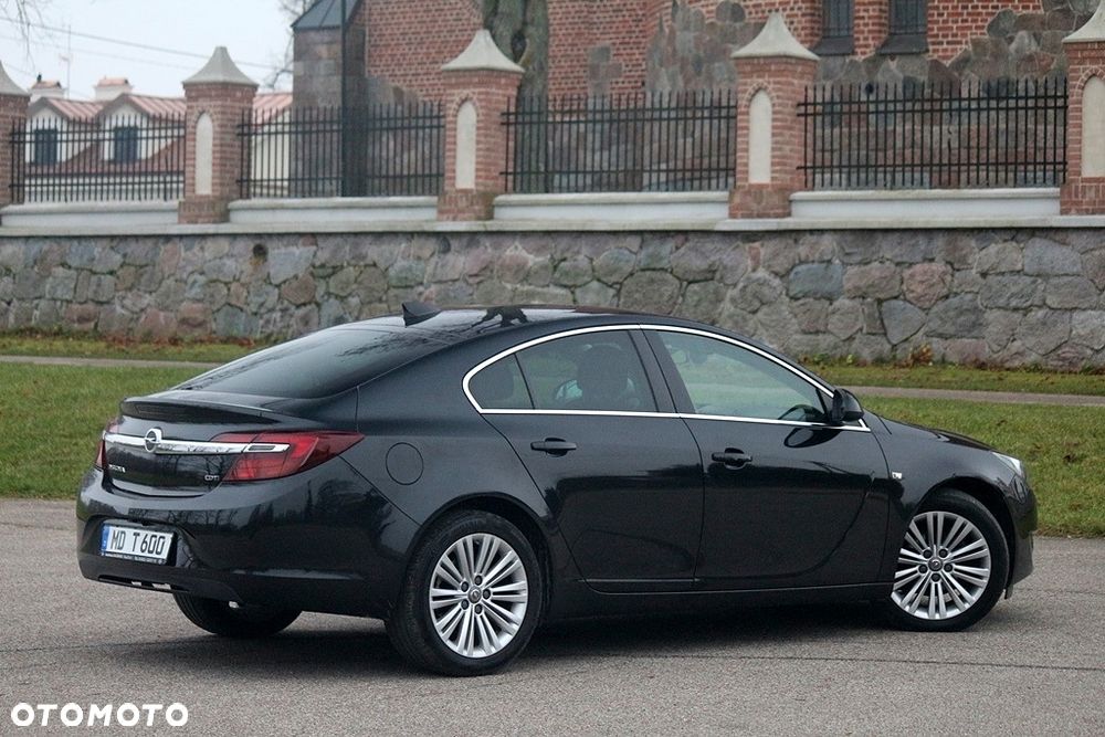 Opel Insignia - 23
