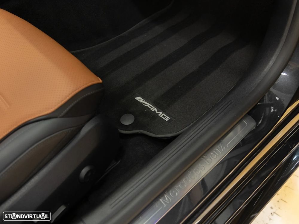 Mercedes-Benz C 300 d AMG Line - 19