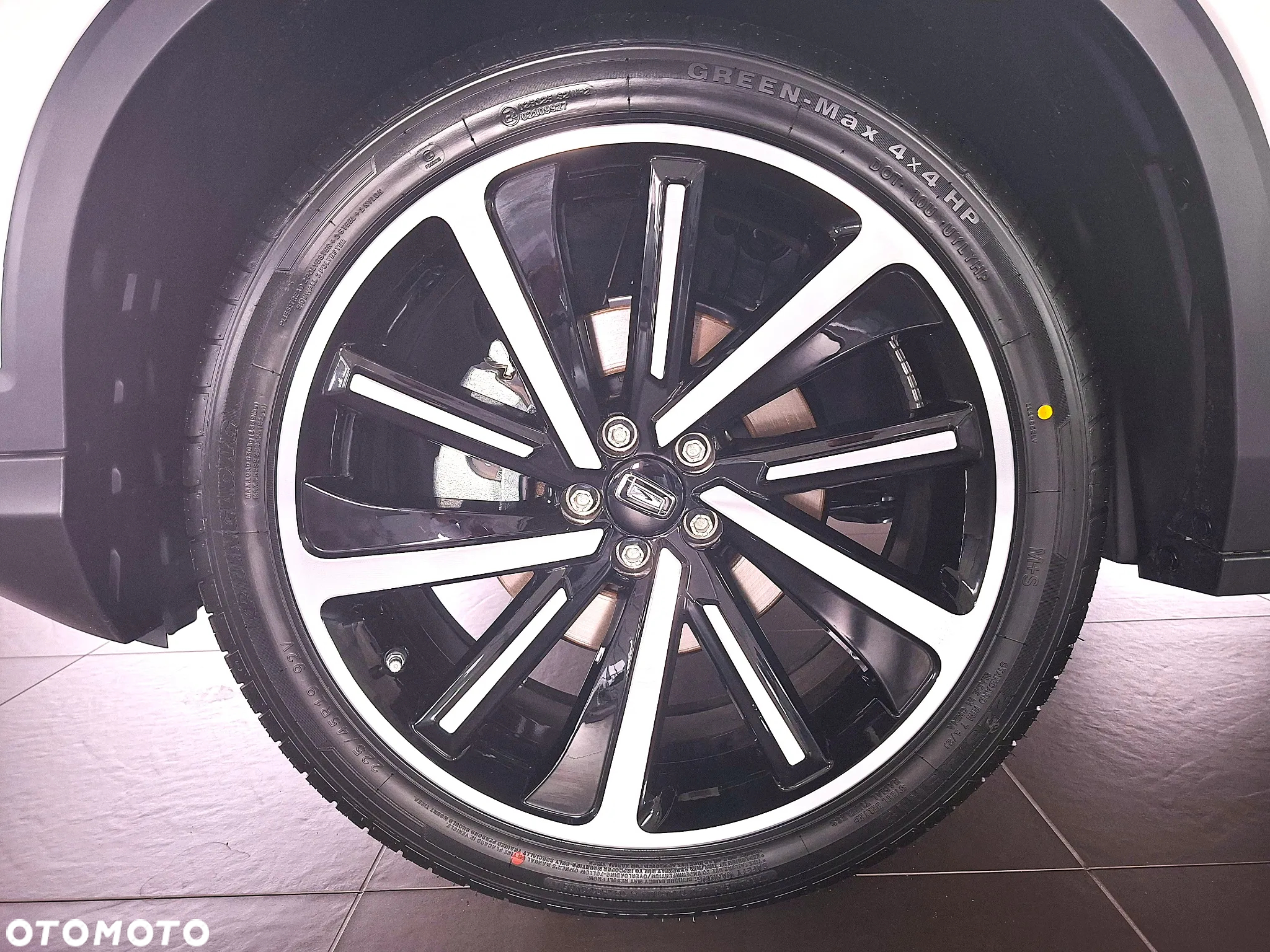 Bestune T77 1.5T Business DCT - 5