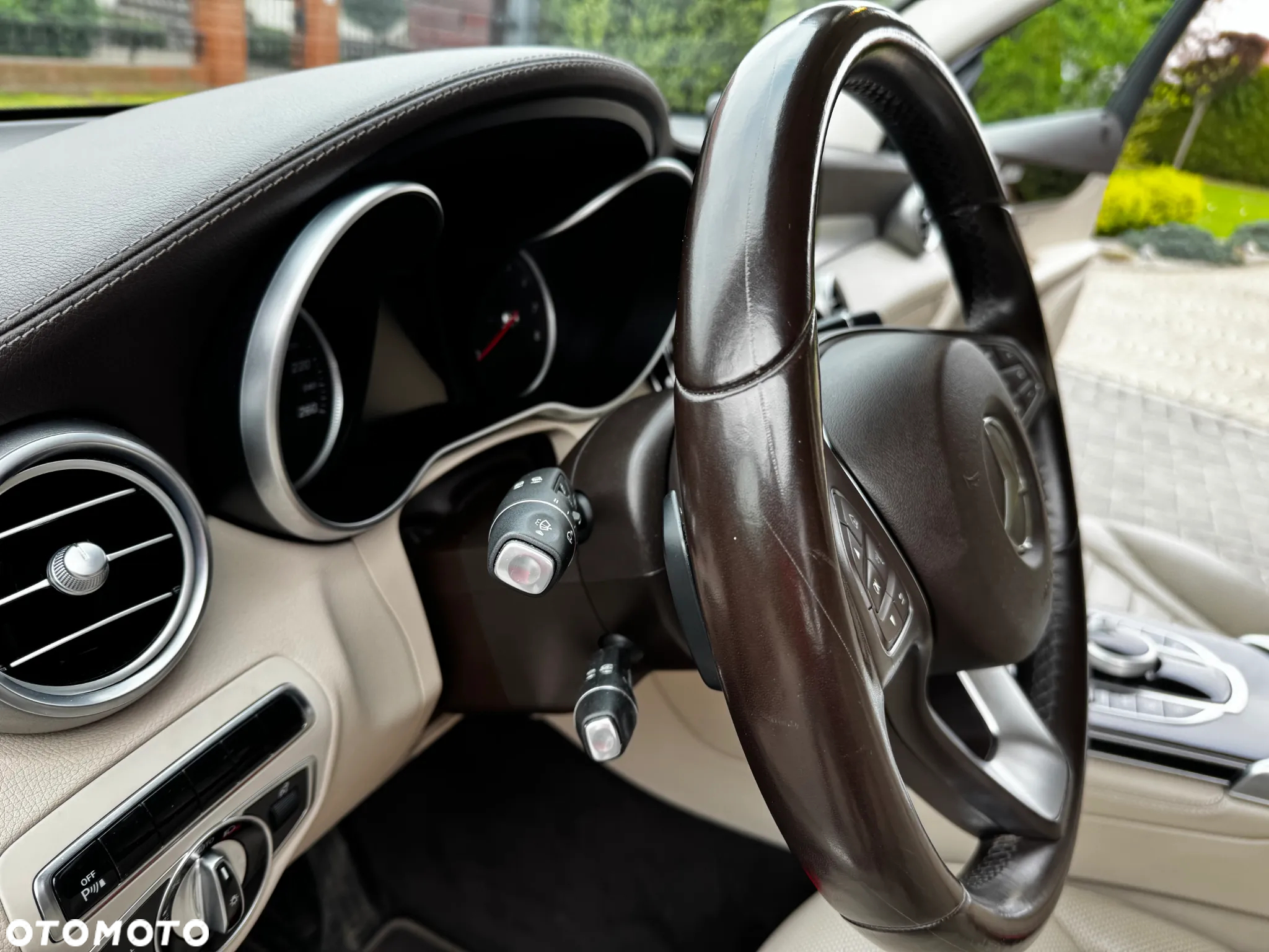 Mercedes-Benz GLC 250 4-Matic - 24