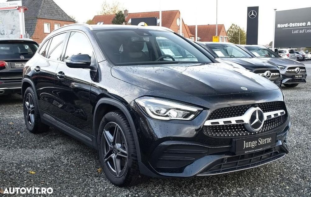 Mercedes-Benz GLA 250 4MATIC 8G-DCT AMG Line - 9