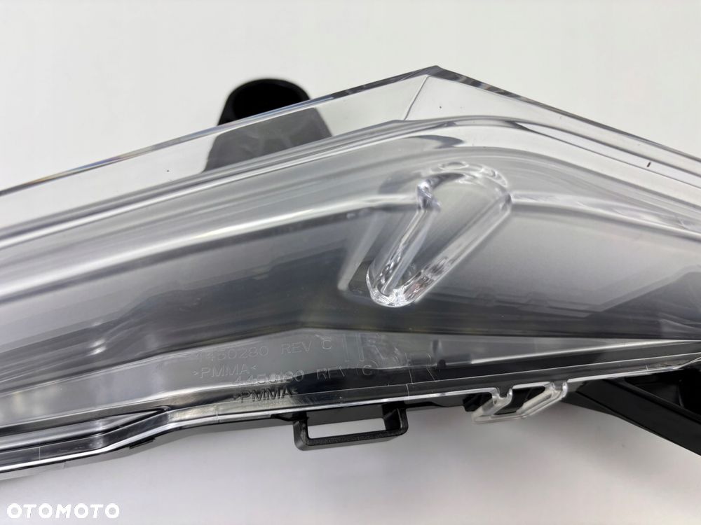 Lampa LED Prawy przód Can-Am Maverick R 2024- Oryginał - 9