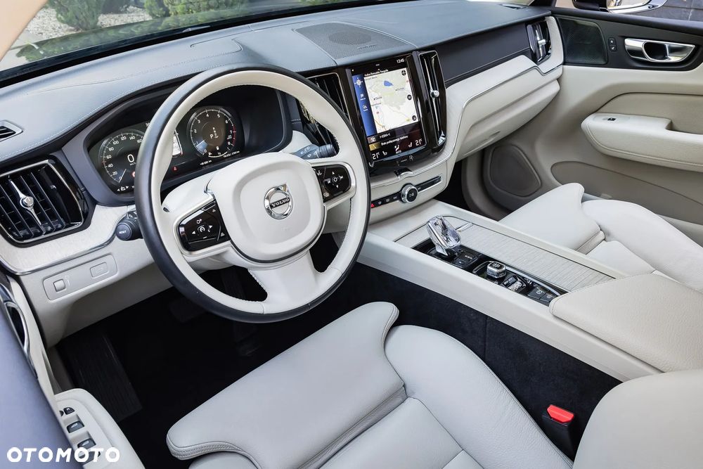 Volvo XC 60 B4 B Inscription - 17
