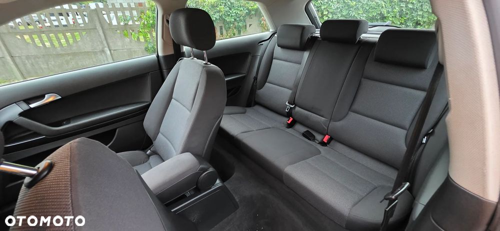 Audi A3 3-drzwiowe 1.6 TDI DPF Ambition - 8