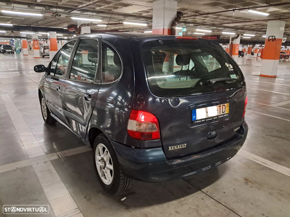 Renault Scénic 1.4 16V Expression - 6