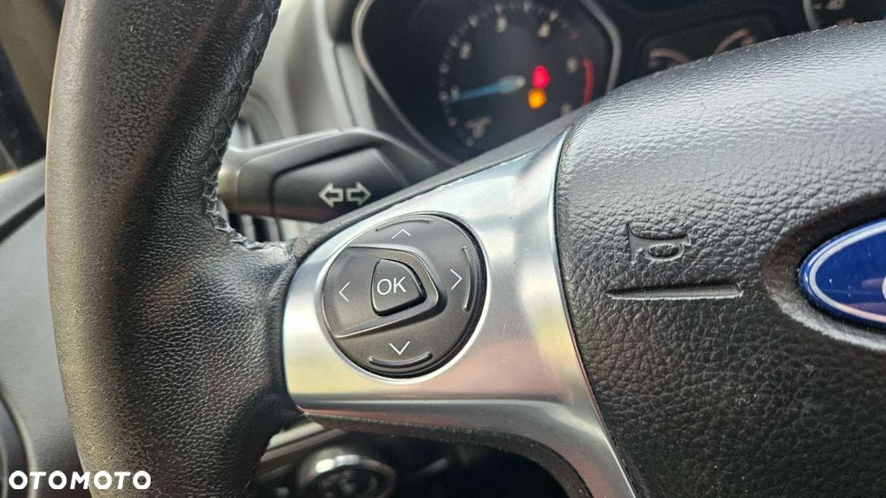Ford Focus Turnier 1.6 TDCi DPF Start-Stopp-System Ambiente - 24