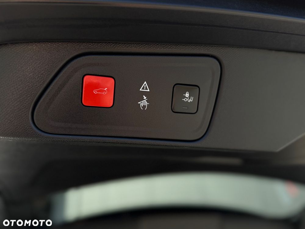 Peugeot 3008 PureTech 180 Stop & Start GPF EAT8 Crossway - 33