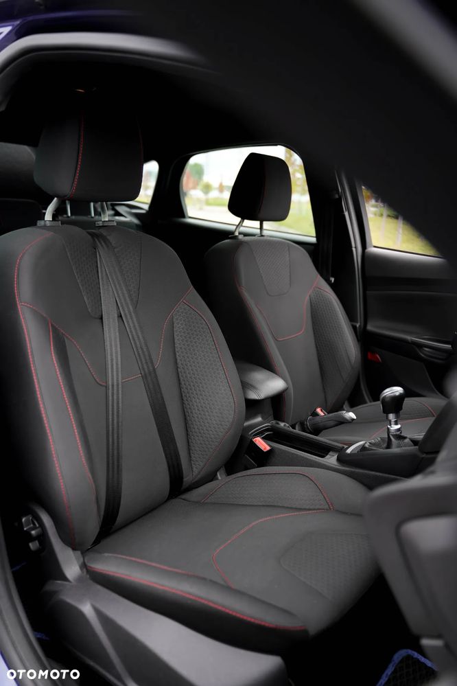 Ford Focus 1.5 EcoBoost ST-Line ASS - 8
