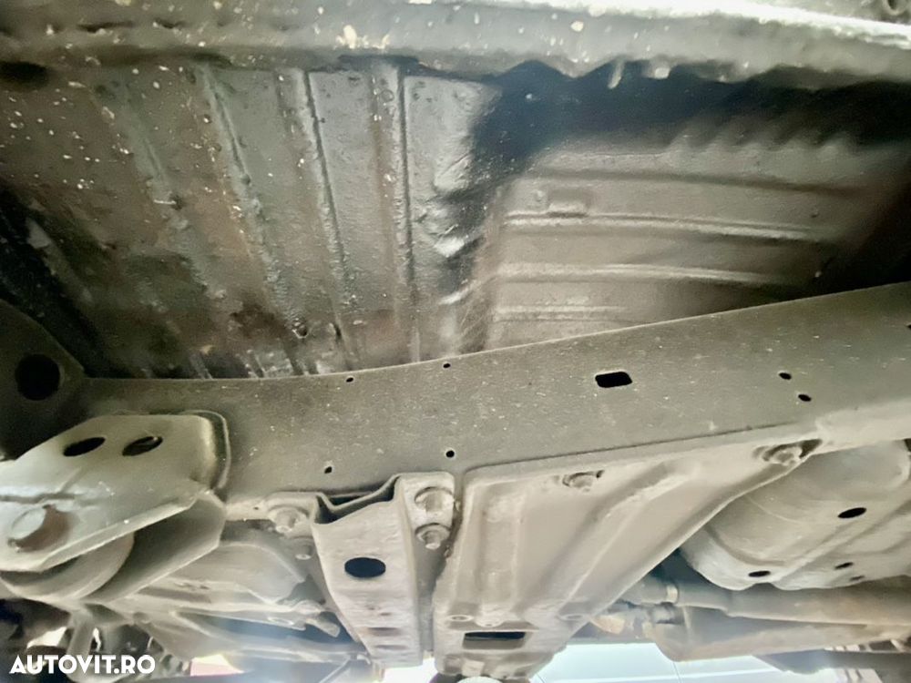 Toyota Land Cruiser - 21