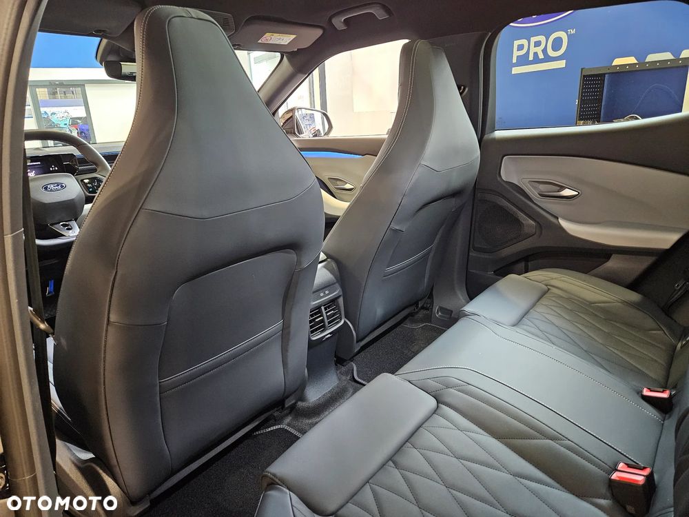 Ford Capri 77 kWh Premium RWD - 18