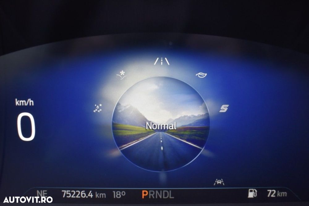 Ford Kuga 2.5 Duratec FHEV AWD Titanium X - 23